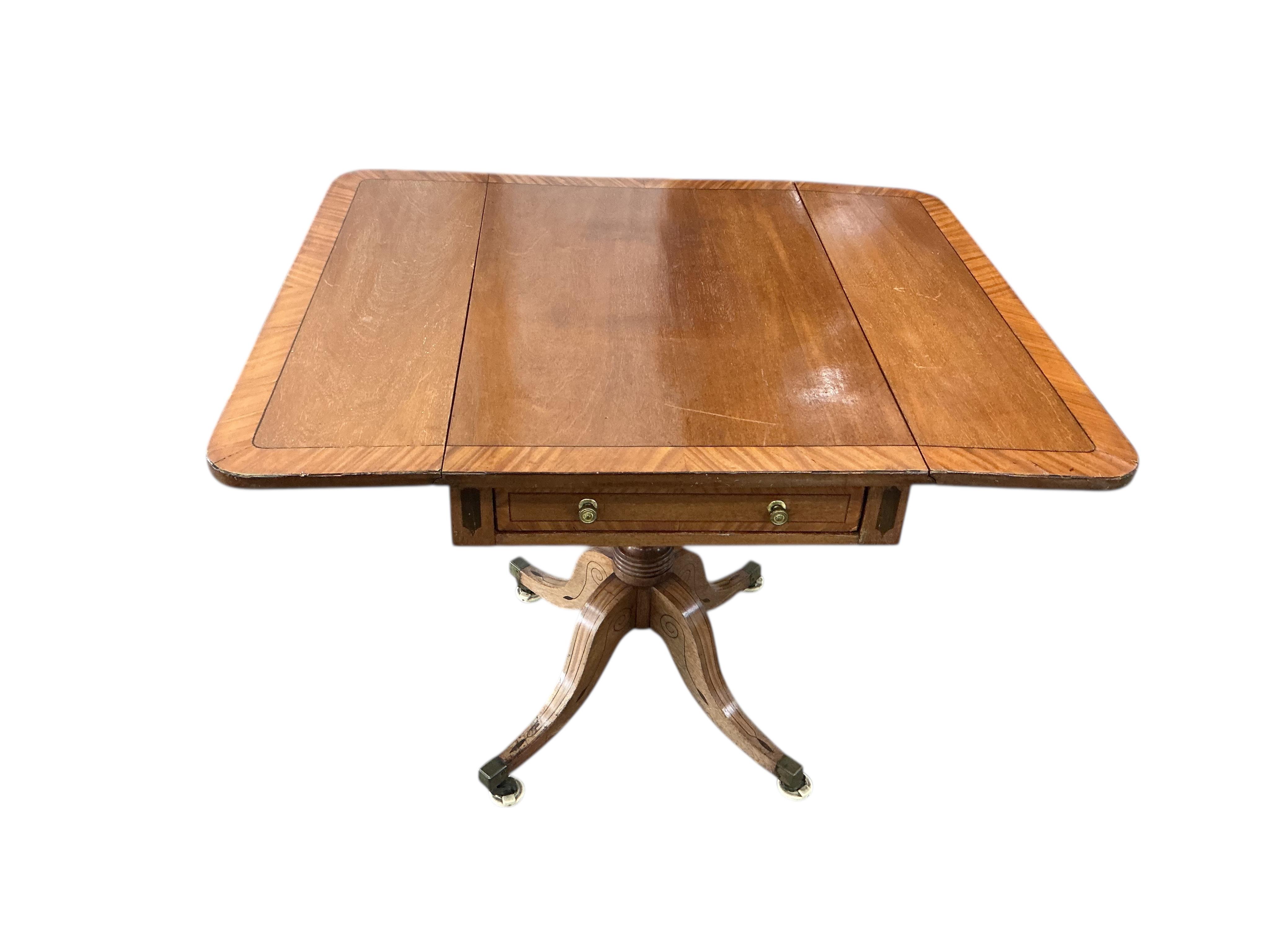 A Regency banded mahogany drop leaf Pembroke breakfast table fitted two drawers, width 81cm, depth 52cm, height 74cm